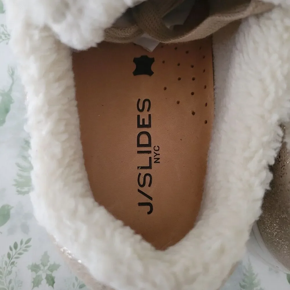 J/SLIDES description cozy